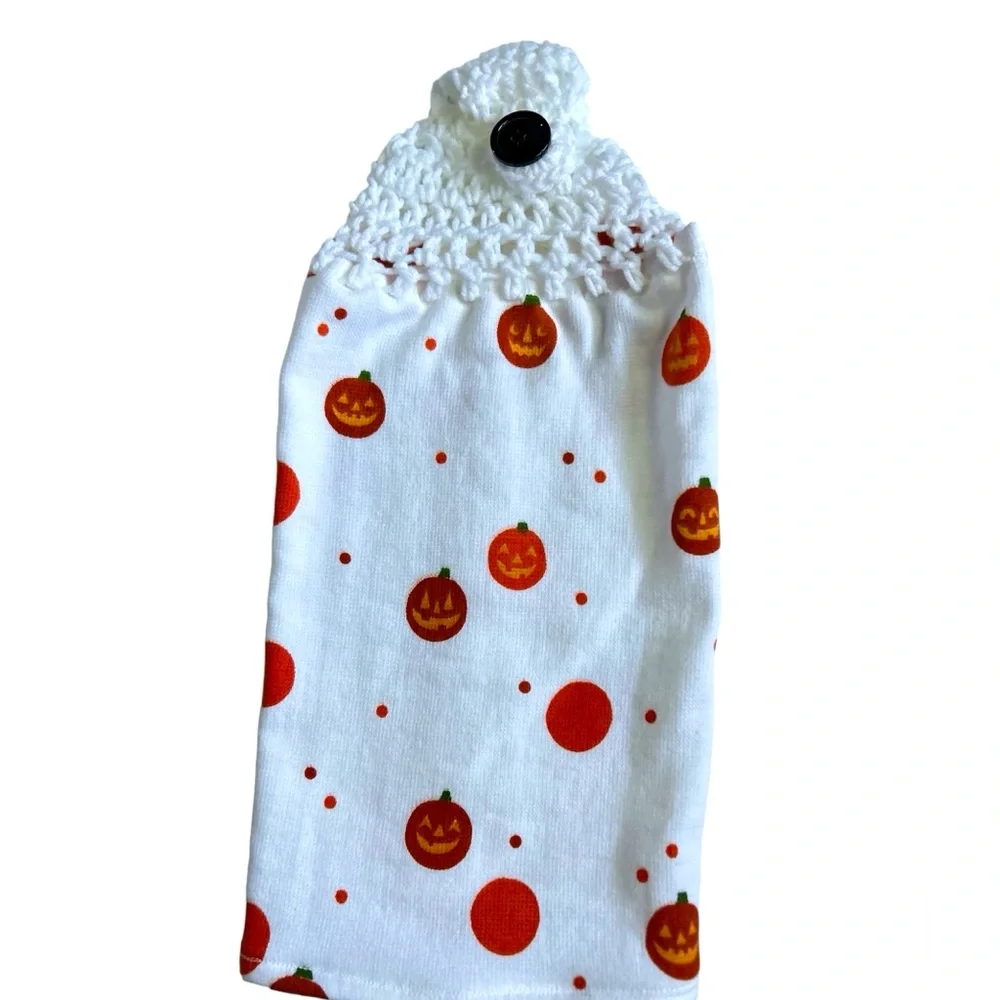 HAND CRAFTED Halloween Crocheted Top Hanging Kitchen or Bathroom Hand Towels - Picture 5 of 9